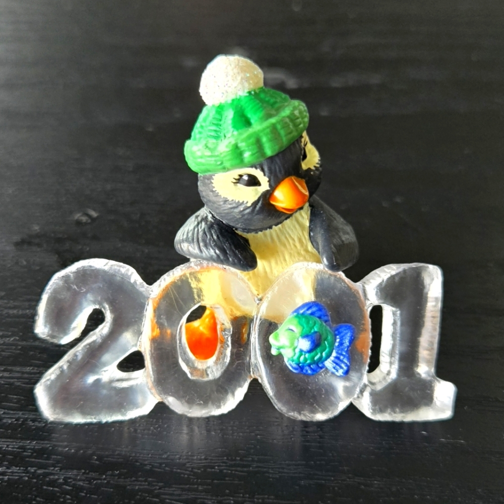 Hallmark 2001 Cool Decade Keepsake Ornament